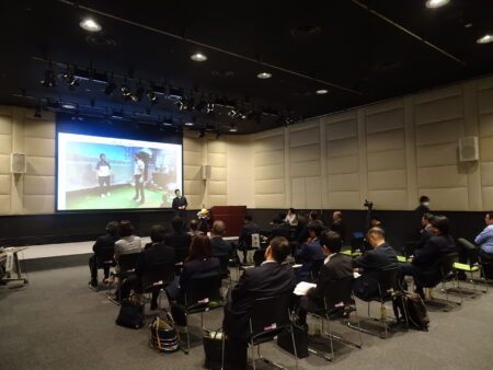 30周年記念特別講演(会場)
